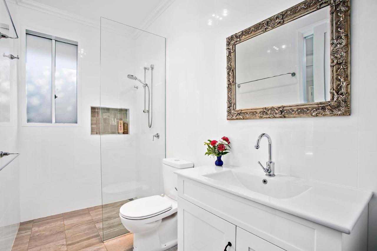 Jetty Splendour Guest Bedroom With Bathroom En-Suite B'Nb Кофс-Харбор Экстерьер фото